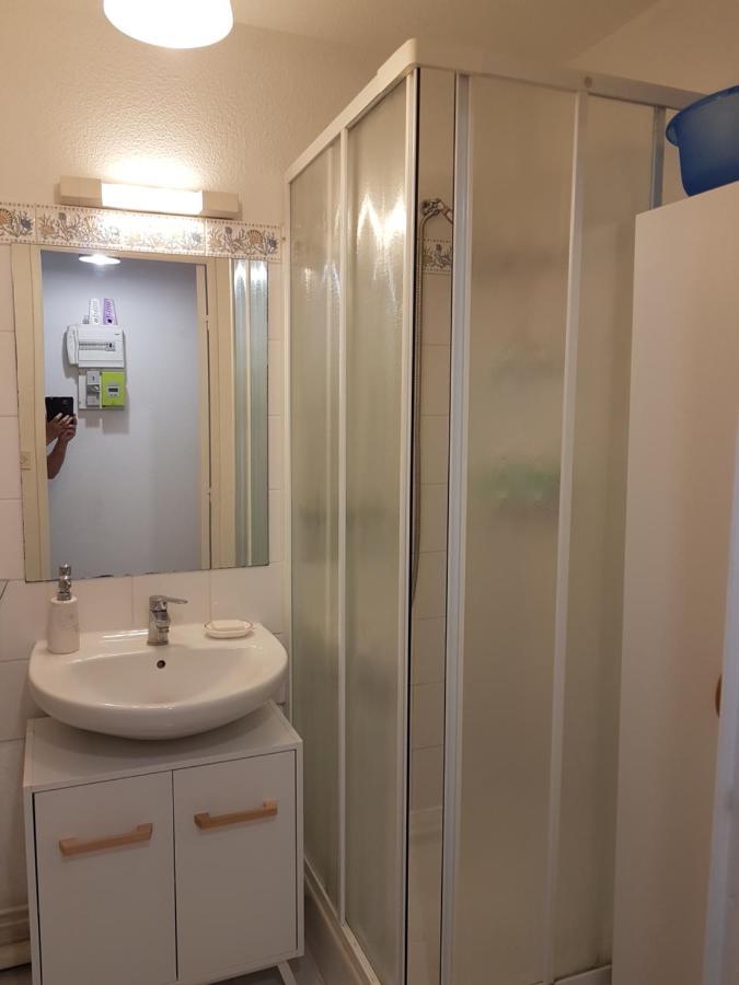 Studio Fleur Marine Apartment Кабур Екстериор снимка